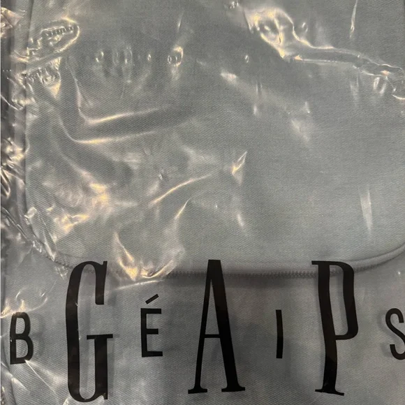 New GAP BÉIS Collaboration Travel Backpack - Picture 5 of 7